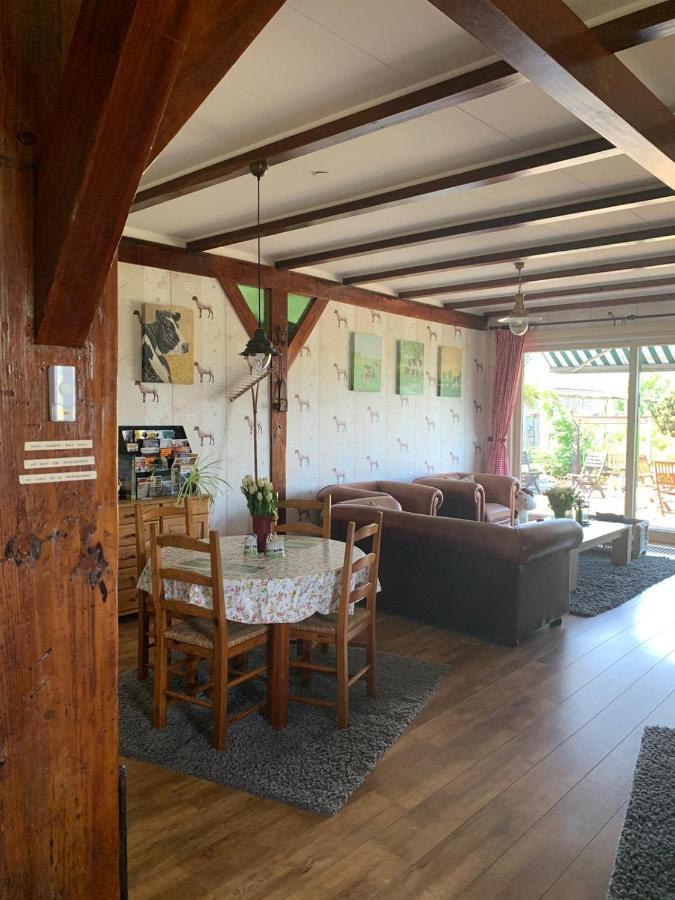 B&B De Kaagse Koe Huigsloot エクステリア 写真